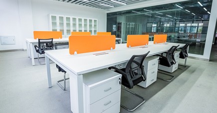 新干vr建筑安全体验馆VR行走平台厂家